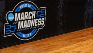 Watch March Madness 2023 in UK on CBS